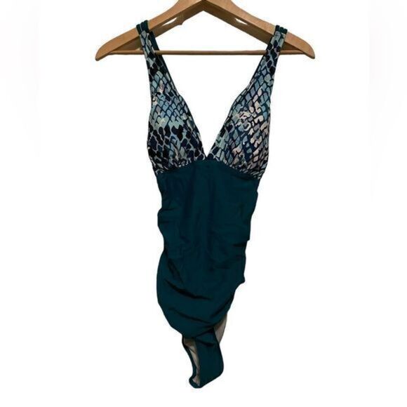 NEW CUPSHE medium one piece swimsuit - Picture 1 of 5